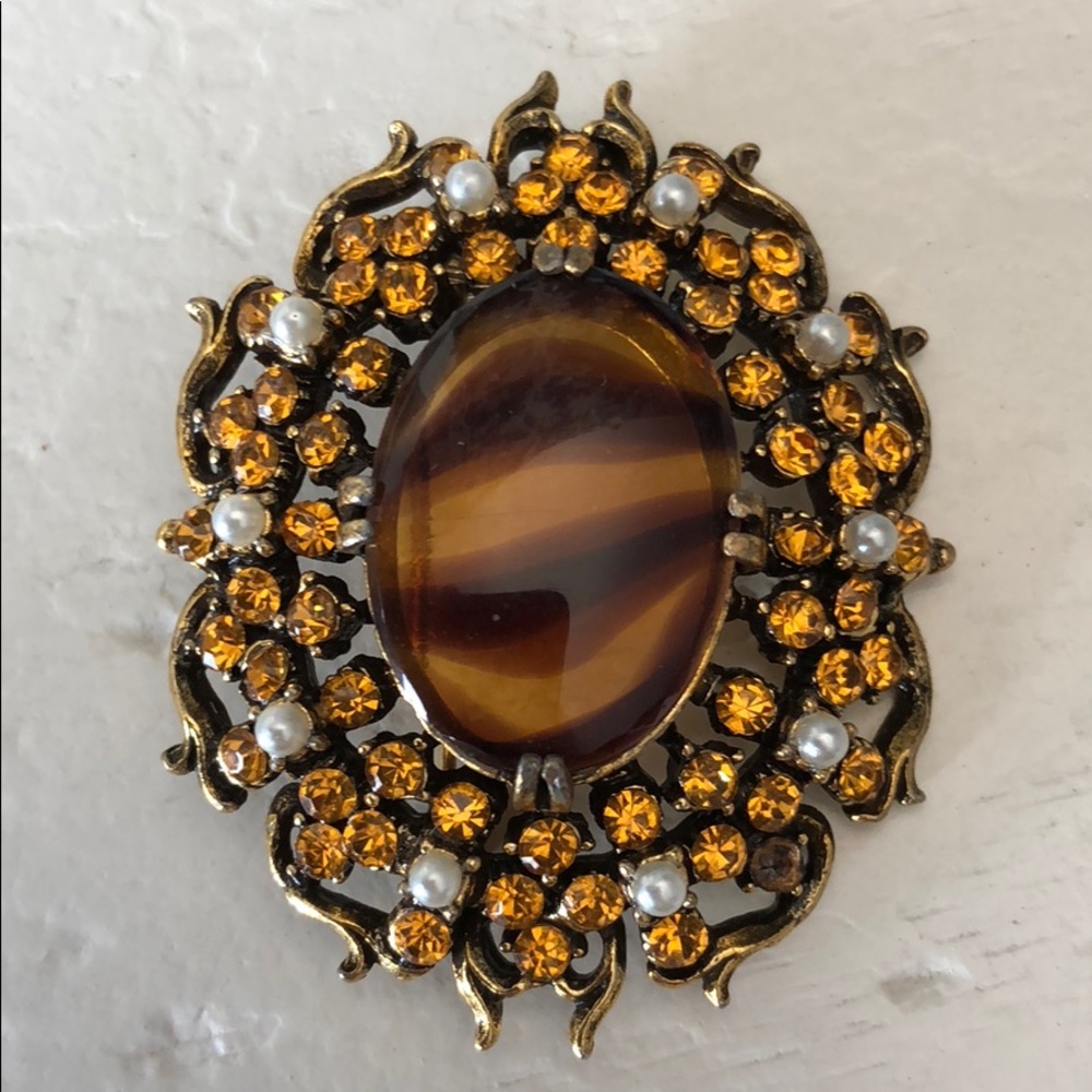Hollycraft Vintage Brooch